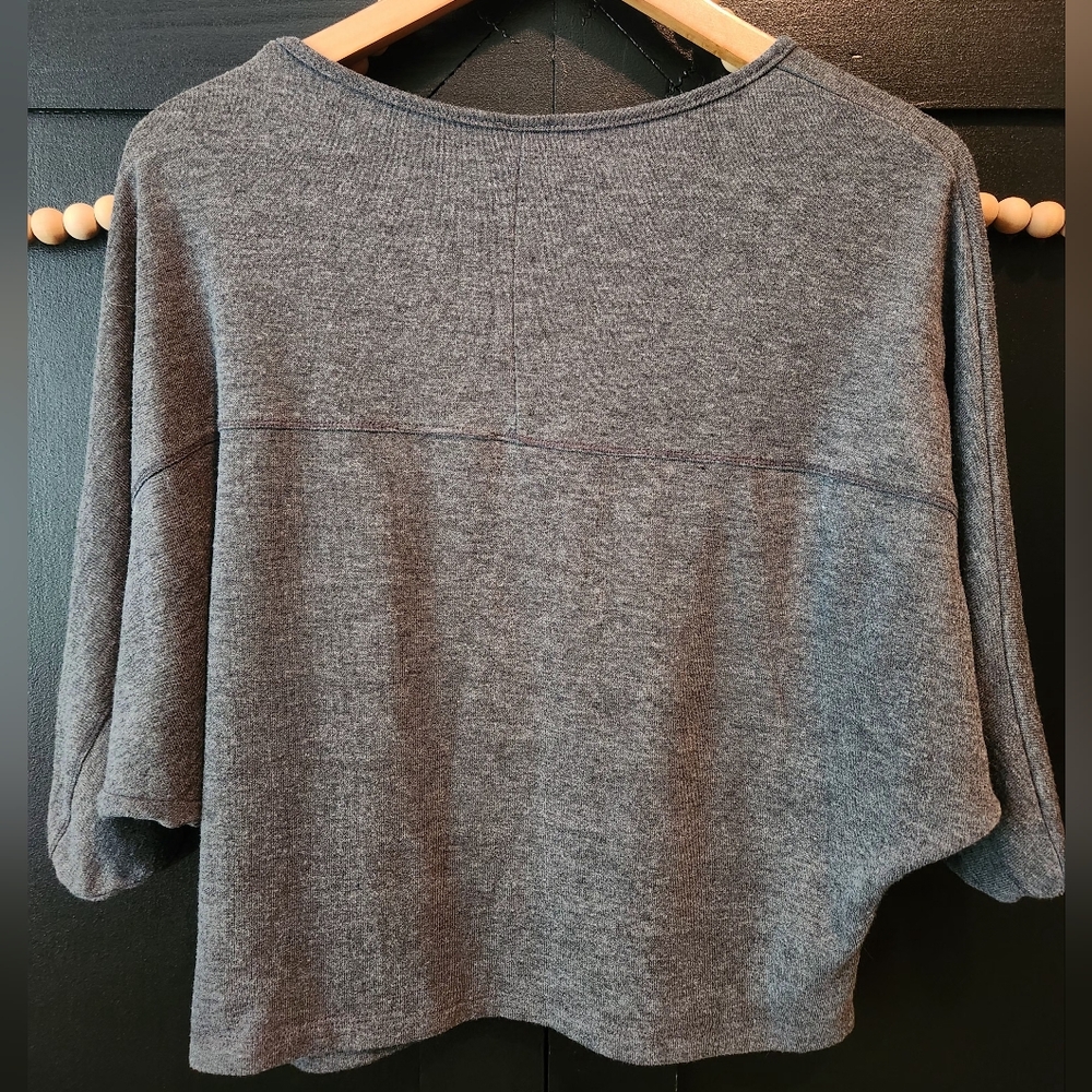 Women's Ginger G Gray Boxy Top~size M - Picture 5 of 7